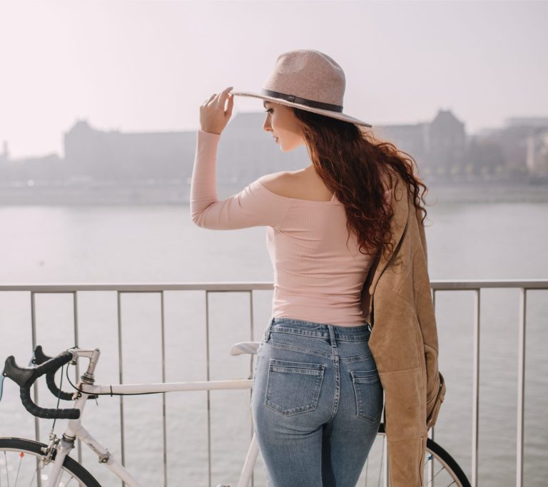 Look de festa Creating a Space for Self-Care in Your Everyday Routine